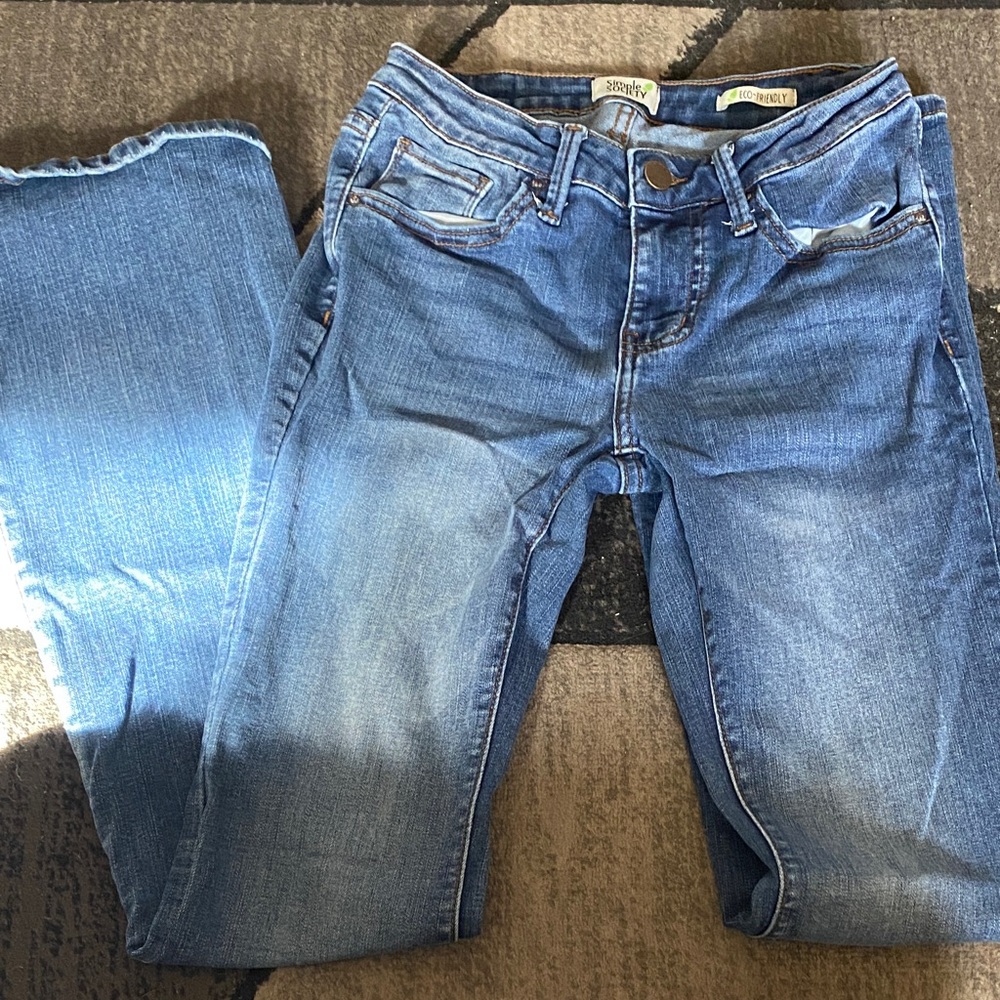 Stylish Women's Blue Straight Leg Jeans
